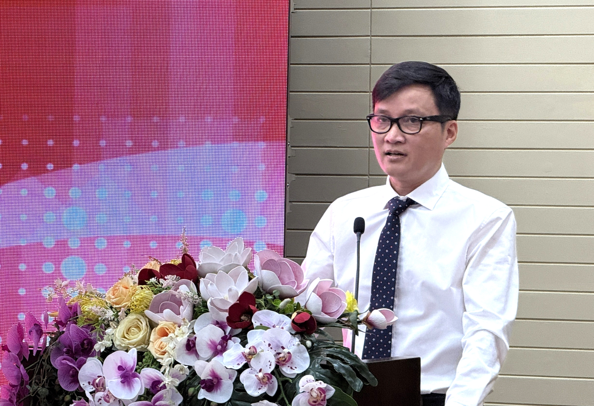 Đào tạo kiến trúc phải gắn với thực tiễn phát triển đô thị- Ảnh 1.