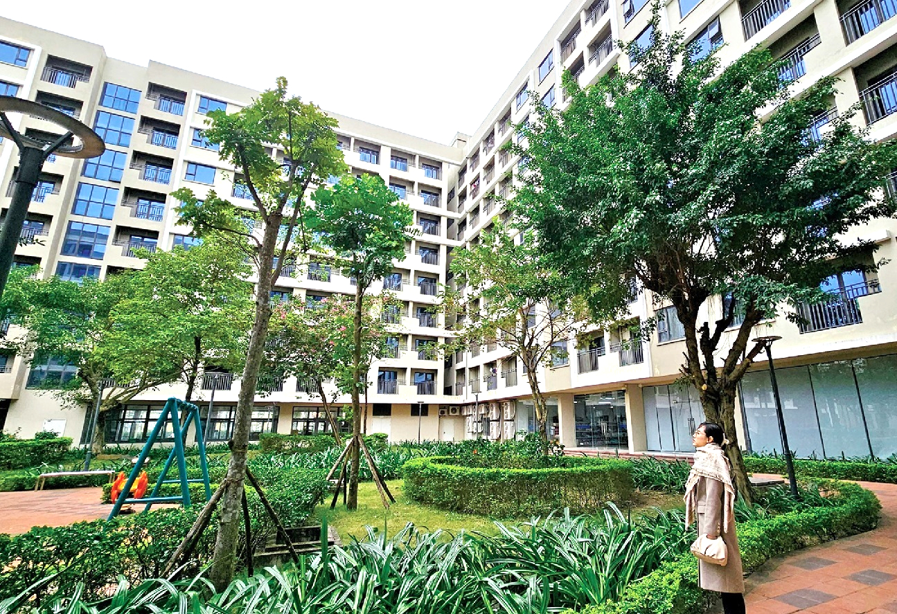 UBND thành phố Hà Nội sẽ xây dựng các cơ chế chính sách ưu đãi và khuyến khích phát triển công trình xanh.