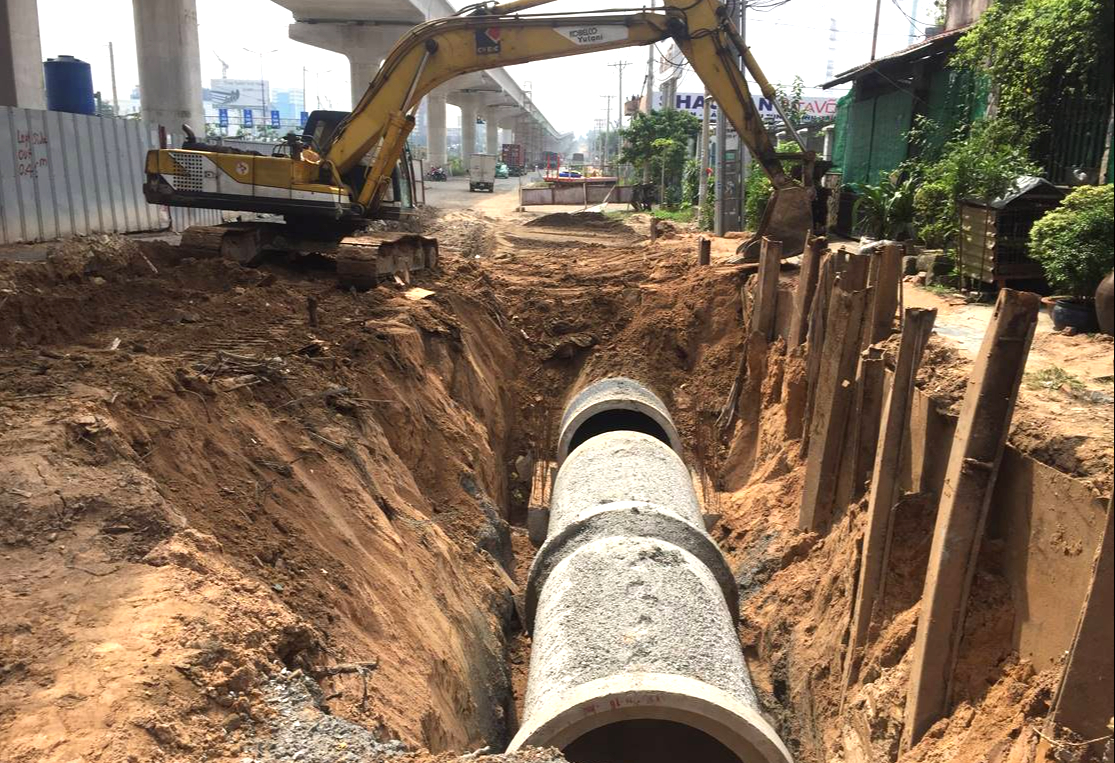 UBND thành phố Hà Nội khuyến khích các tổ chức, cá nhân tham gia đầu tư xây dựng các công trình tuy nen, hào kỹ thuật hoặc cống, bể kỹ thuật theo các hình thức đầu tư thích hợp