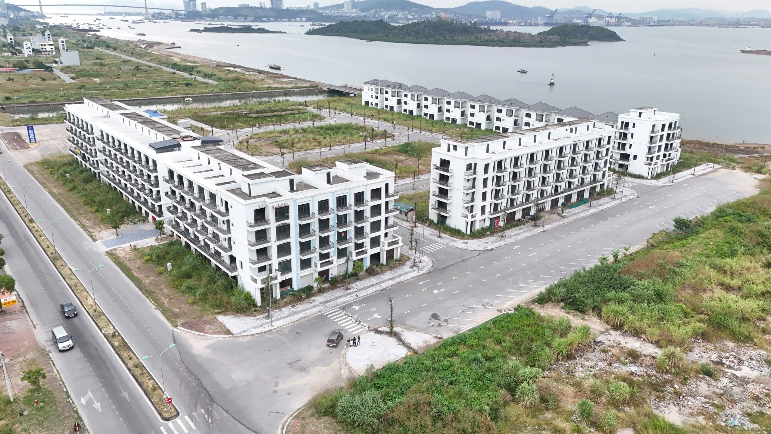 Quảng Ninh: Rà soát toàn diện dự án đô thị ở Cao Xanh, quyết tháo gỡ điểm nghẽn pháp lý- Ảnh 3. Quảng Ninh: Rà soát toàn diện dự án đô thị ở Cao Xanh, quyết tháo gỡ điểm nghẽn pháp lý- Ảnh 3.