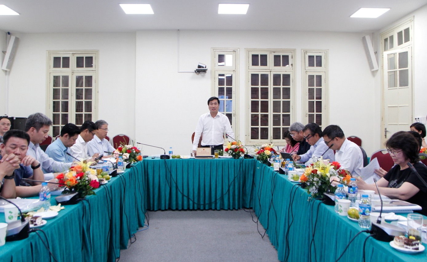 Thứ trưởng Nguyễn Tường Văn chủ trì hội nghị thẩm định Nhiệm vụ quy hoạch chung đô thị Khánh Hòa đến năm 2050, tầm nhìn đến năm 2070.