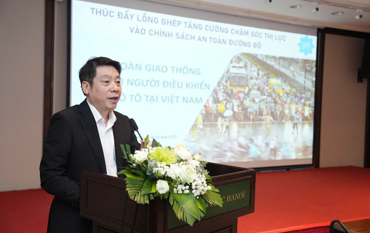 Hơn 5.000 người thương vong mỗi năm liên quan thị lực: Cảnh báo không thể phớt lờ- Ảnh 2.