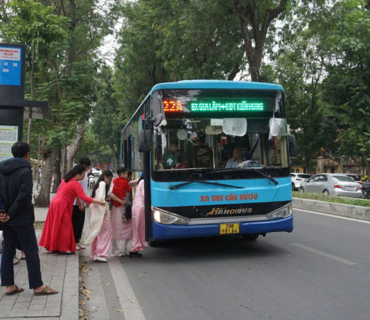 Hà Nội đổi lộ trình 2 tuyến buýt 22A, 84, thuận tiện hơn cho hành khách Hà Nội đổi lộ trình 2 tuyến buýt 22A, 84, thuận tiện hơn cho hành khách