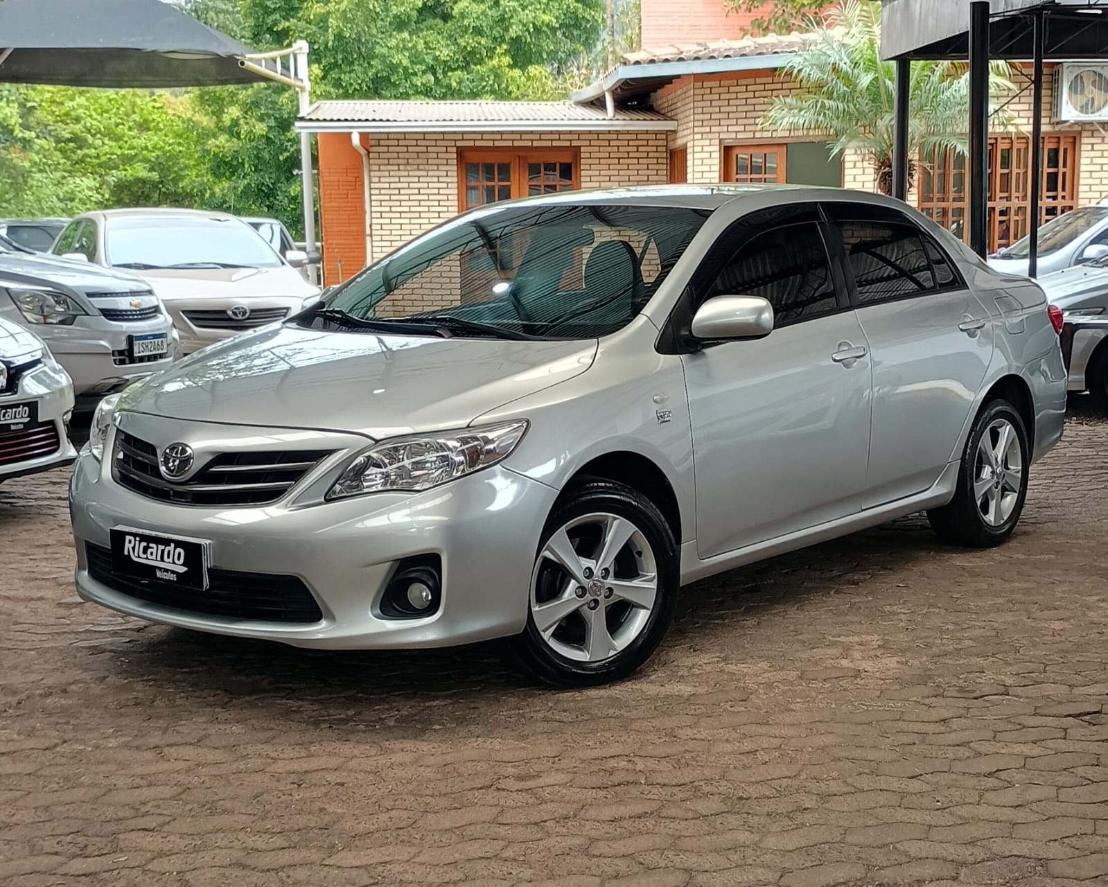 Toyota Corolla 1.8 GLI 2012 - foto 1