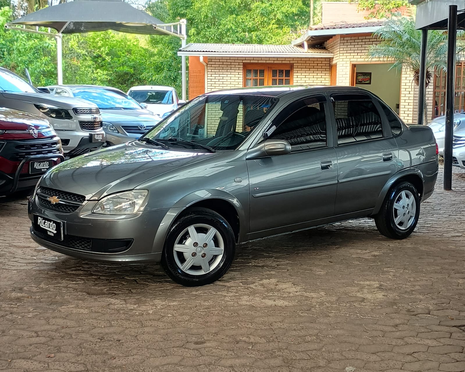 Chevrolet Corsa Classic 1.0 LS 2011 - foto 1