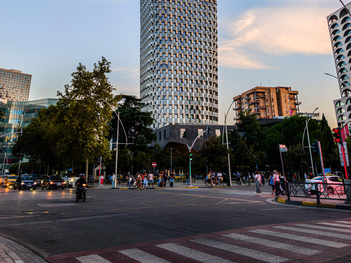 Wo man in Tirana wohnt photo 1