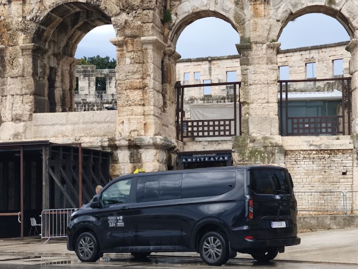 Letališče Pulj: avtobus, taksi, najem avta photo 3