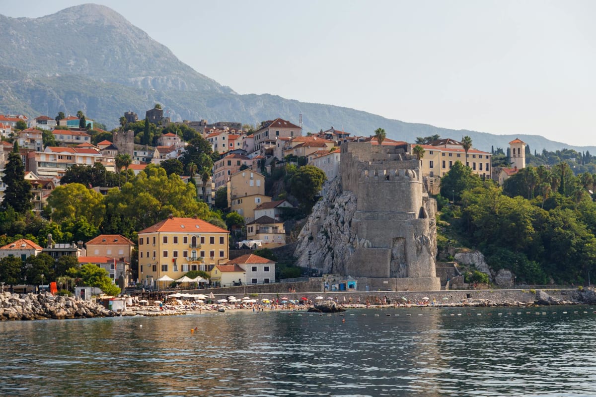A Complete Guide to Herceg Novi's Areas and Neighbourhoods