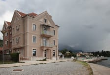 Apartments Isja
