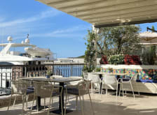 21 Bistro
