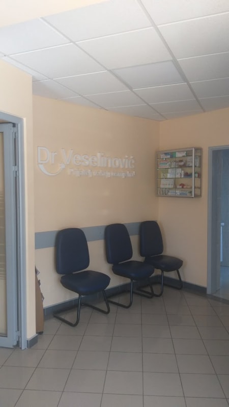 Dr Veselinović