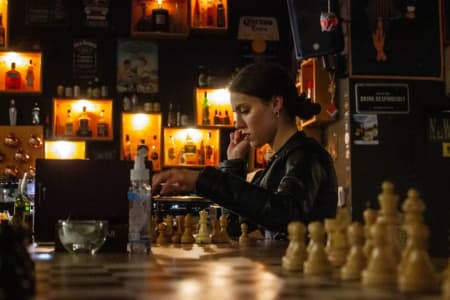 Street Bar