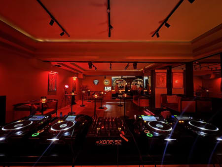 Shelter Cocktail Bar