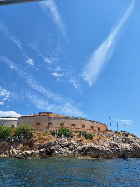 Bluecavetours.me