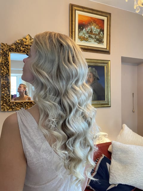 Wave Hair Studio