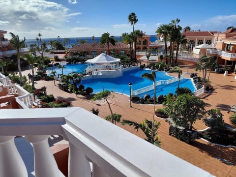 TRG - Tenerife Royal Gardens