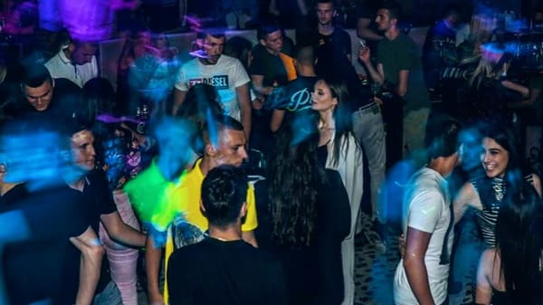 Club Hide