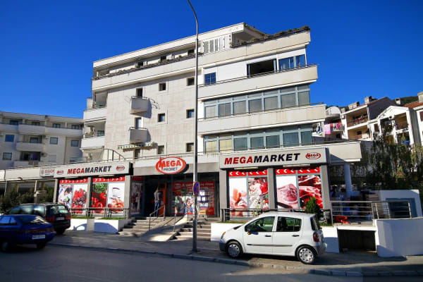 Megamarket br.6 Prve Proleterske