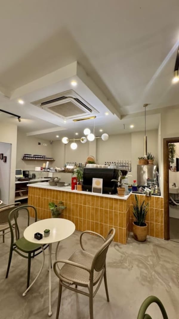 Noi Bakery & Coffee