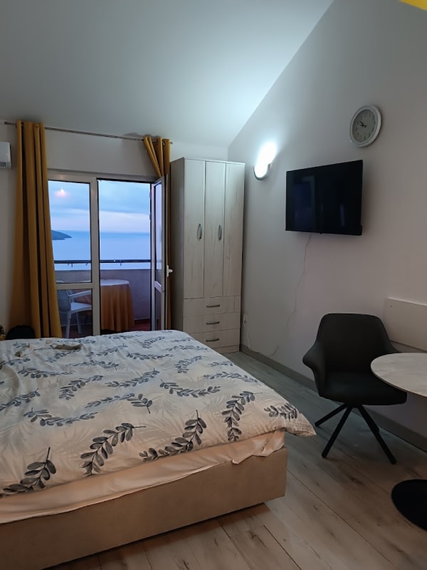Apartments “Belle Vue”