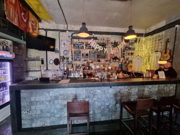 Drunk Octopus Bar