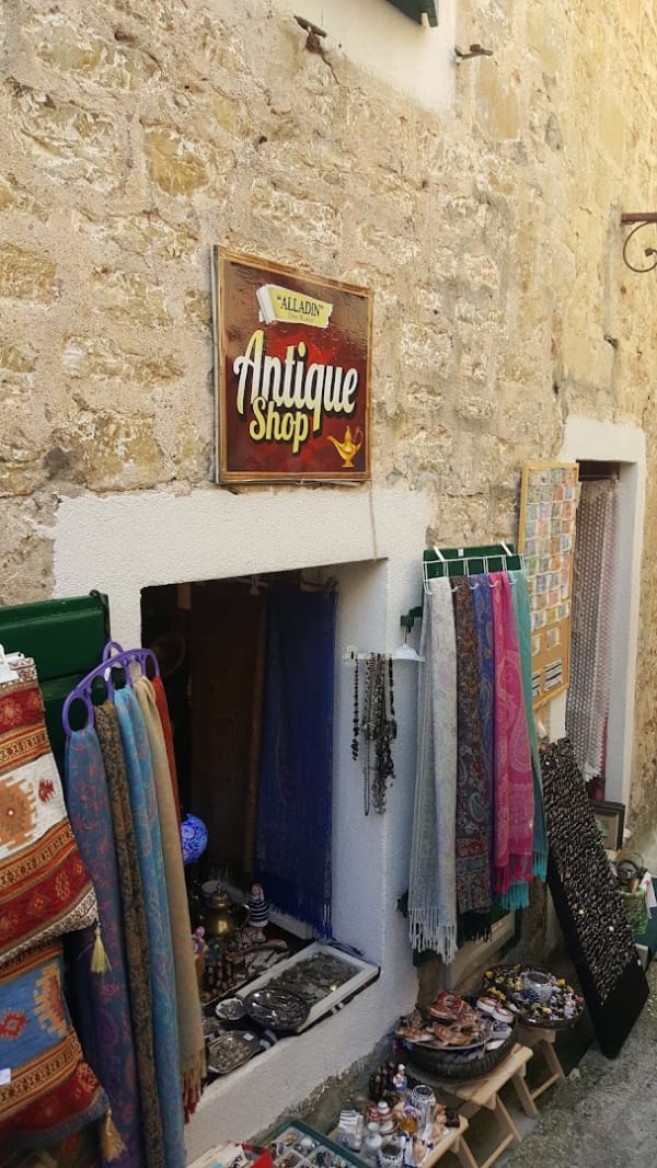 Antique Shop ALLADIN
