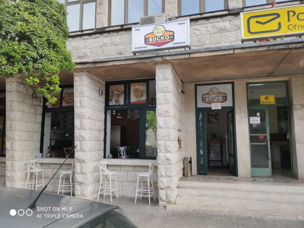 Bucko Halal Pizzeria & Grill