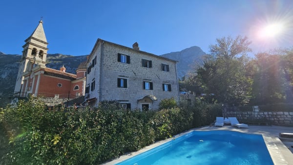 Kamena Palata Apartments
