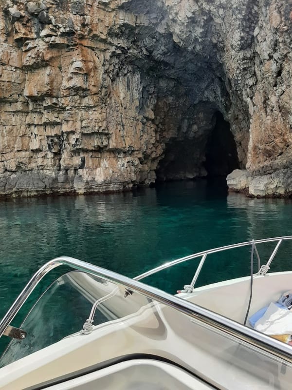 Montenegro-Boatexcursions.me