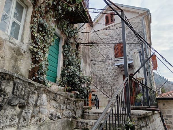Aspida Guest House