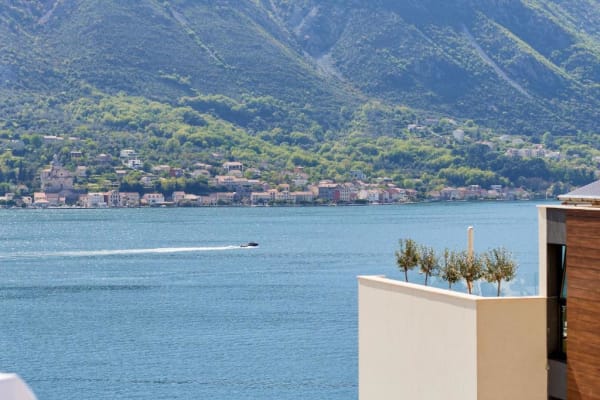 Defne’s House View