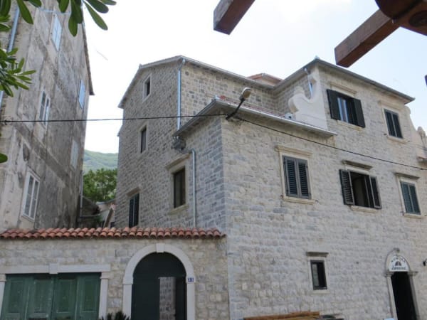 Lanterna Apartments