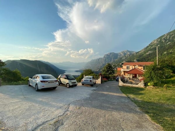 Lorenc Apartments