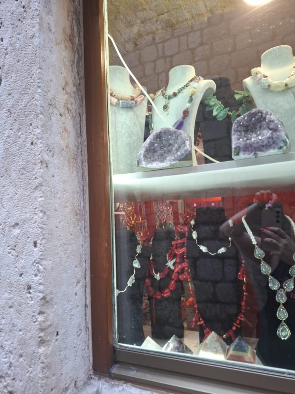 Coral suvenir jewerly shop hand made