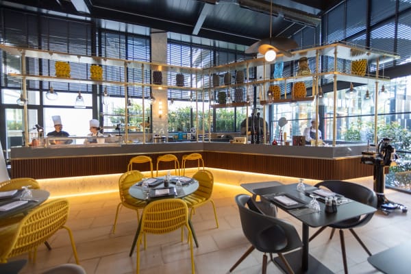 Andromeda Restaurant & Lounge