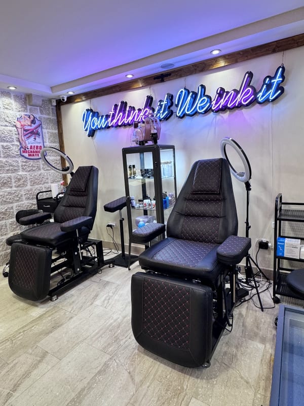 Fatboys Tattoo & Piercing Studio