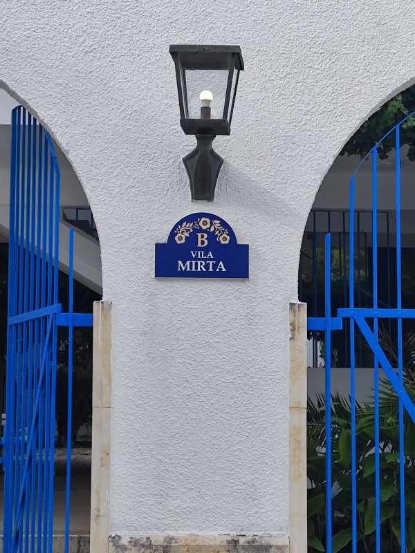 Pansion Anita