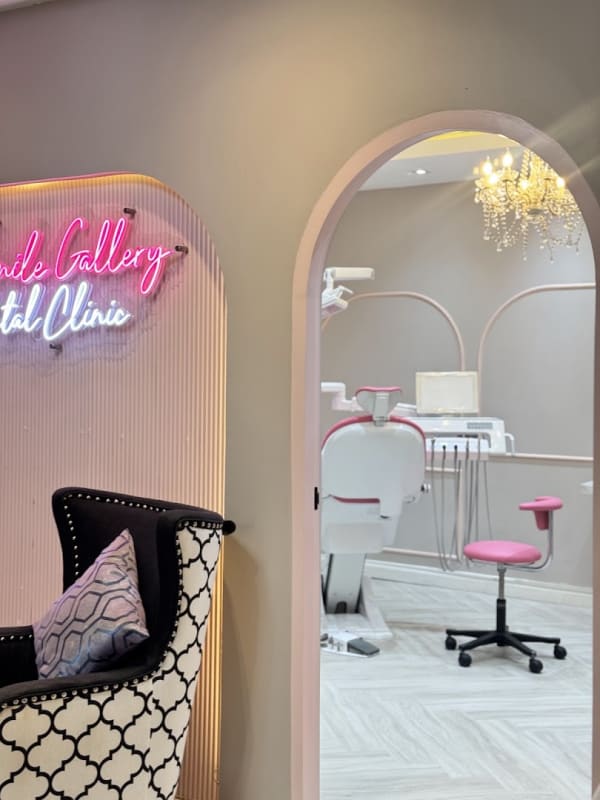 The Smile Gallery Phuket