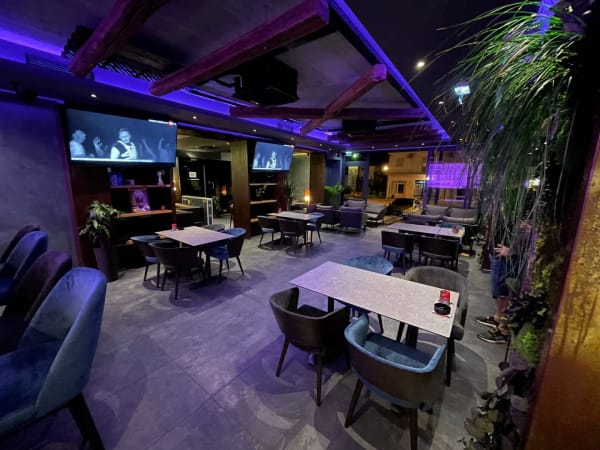 Twiga Lounge Bar