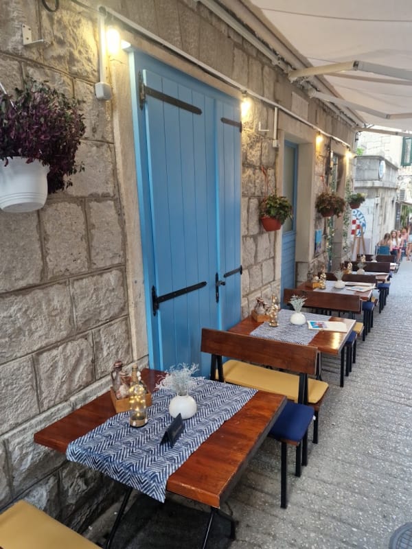 Cicibela Food and Wine Bar