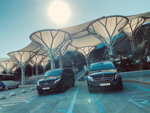 Airport Taxi Split