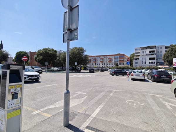 Parking Marsovo Polje 1