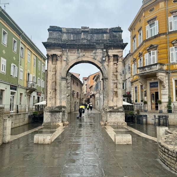 Arch of the Sergii
