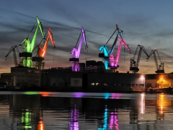 Lighting Giants