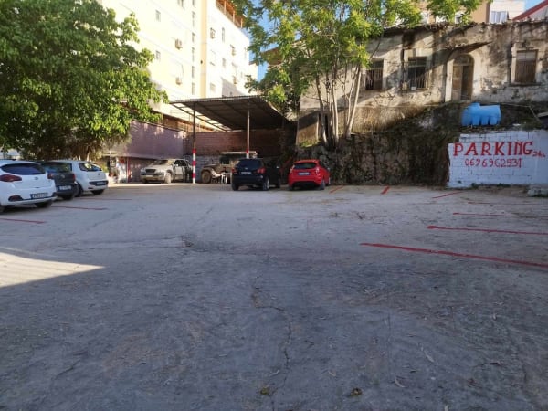 Parking Noni