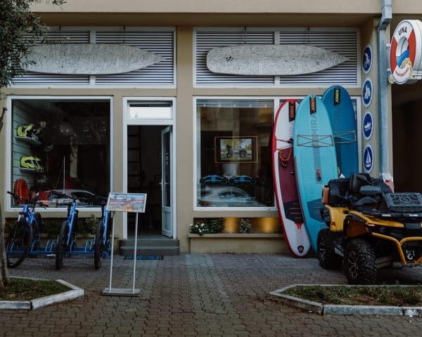 Agency Una Montenegro