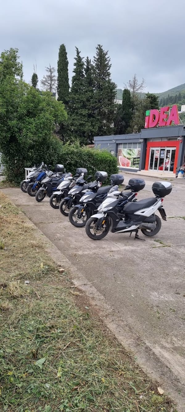 Rent a Scooter Boka