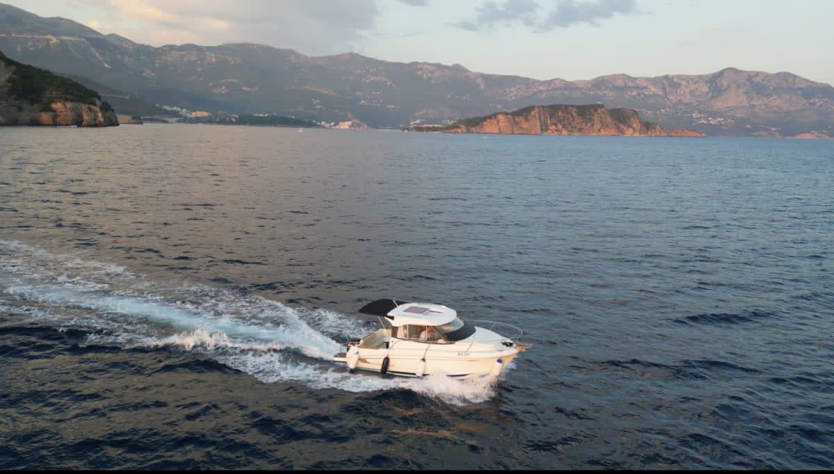 Antares Taxi Boat photo 2