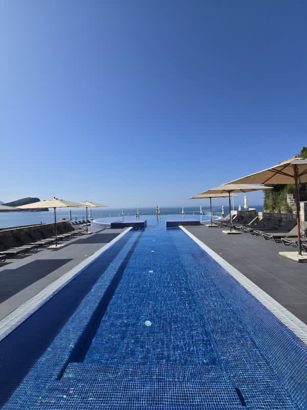 Avala Resort & Villas photo 3