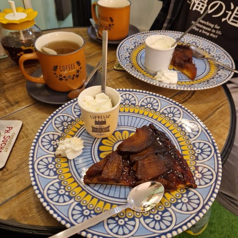 Le Petit Paris Café photo 4